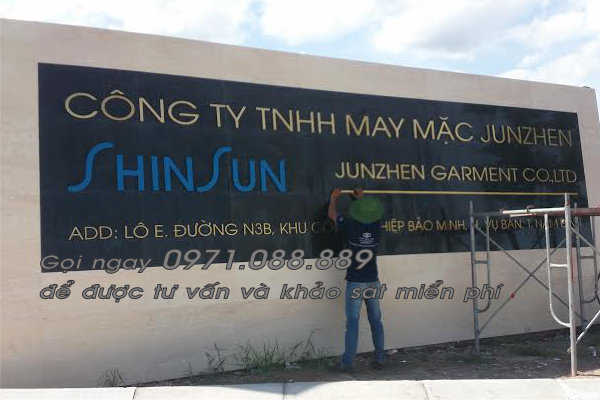 Làm biển quảng cáo công ty May tại Hà Nội